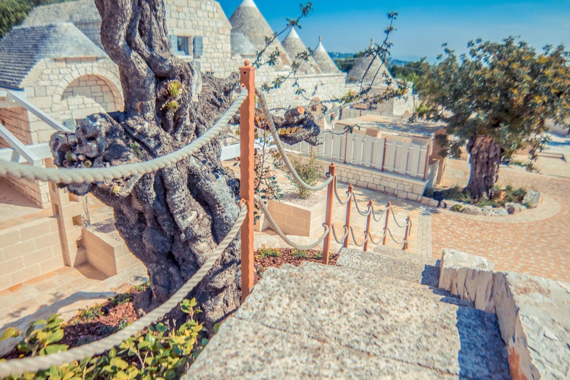 Вілла Navolte Trulli E Quiete Con Piscina Локоротондо Екстер'єр фото